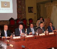 Una conferencia del rector inaugura el curso 2005-06 en el Colegio Cordobs de Emritos