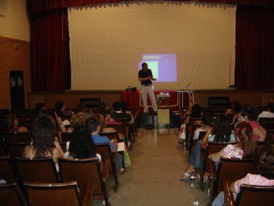 Corduba 06/Fons Mellaria.- Evelio Luque afirma que se tardar decadas en aplicar tratamientos con clulas madre al ser humano.